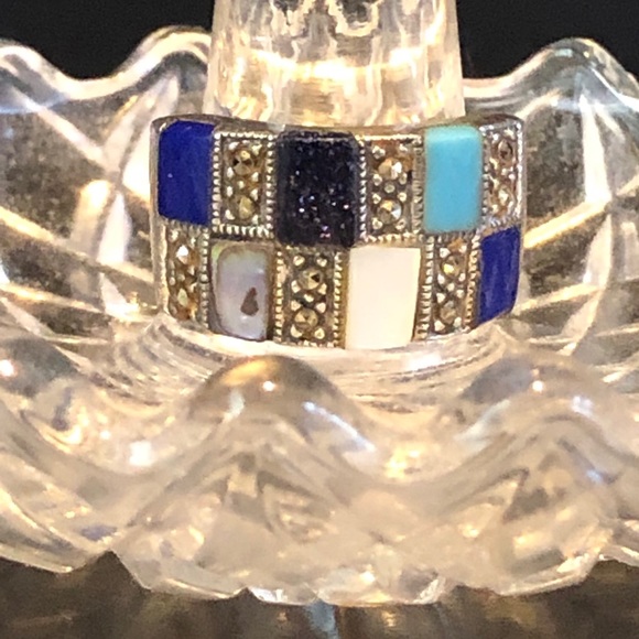 Silver ring - Picture 2 of 2